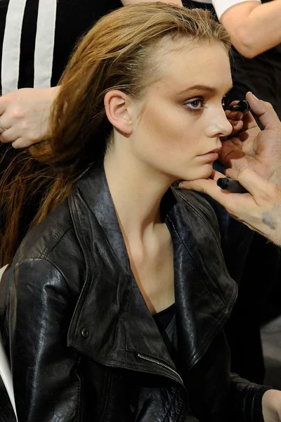 Look 17